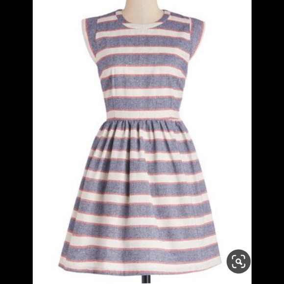 Modcloth Dresses & Skirts - ModCloth Boardwalk and Talk Dress size S worn once